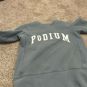 I am selling a podium sweater never been worn